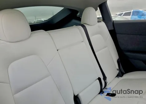 2024 Tesla Model Y из США, поврежденный, VIN 7SAYGDED6RA333920